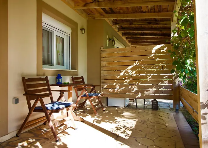 Aggelina's * Xi Beach